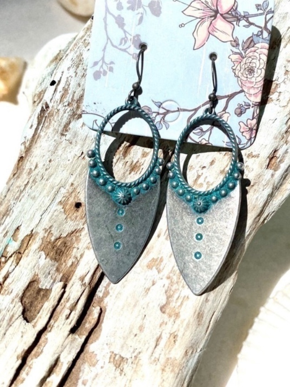 Southwestern Gypsy vibe boho earrings w hippy feel